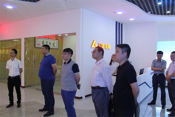 珠联璧合，，，共创双赢