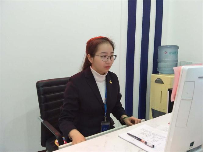撒播企业软实力，，，，倾心折务展青春